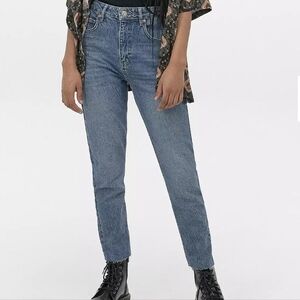 BDG Edie High Rise Slim Fit Jeans Size W29 L32